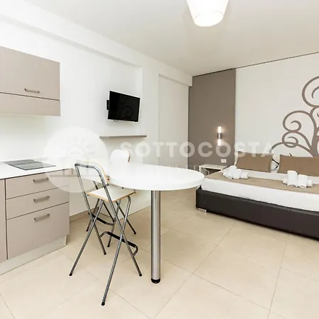 Ungaretti Aparthotel *