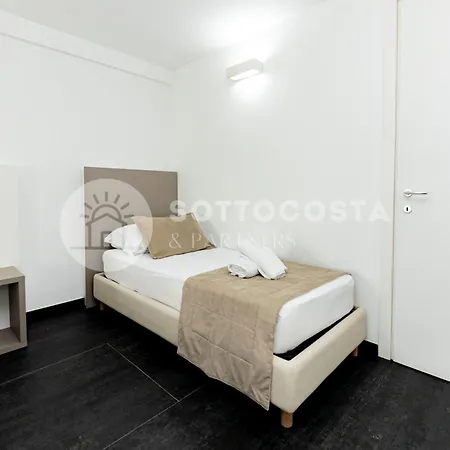 Ungaretti ポルト・チェザーレオ