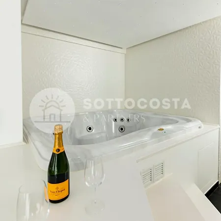 Ungaretti Lägenhetshotell Porto Cesareo